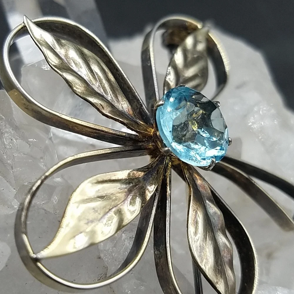 Vintage 1940's Sterling Glass Blue Zircon Brooch